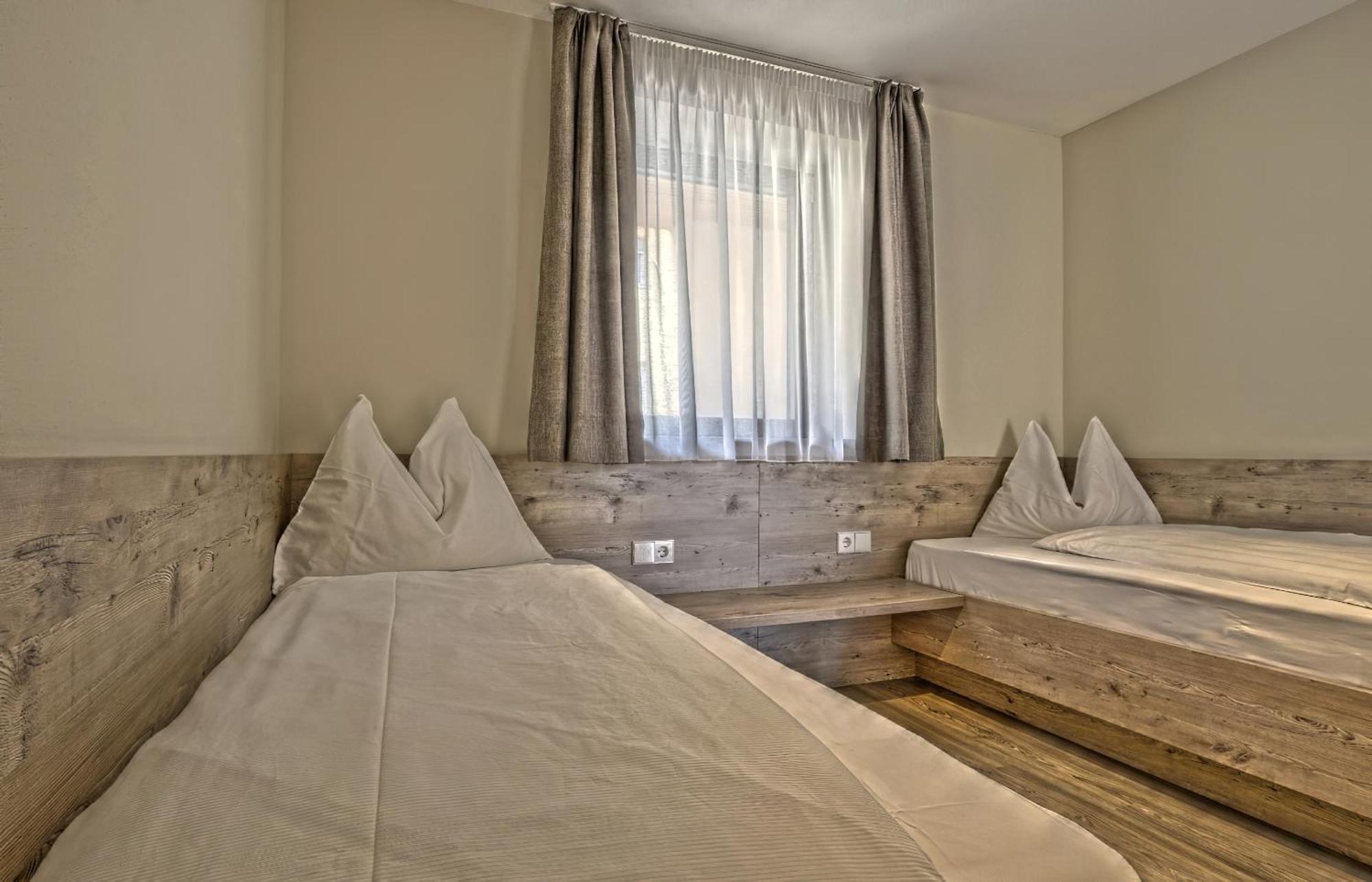 بارشينيس B&B Boutique Hotel Burgund المظهر الخارجي الصورة